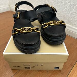 Michael Kors Kailey Lug Flat Sandals – Size 11